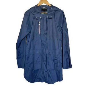 Bernardo Lightweight Blue Hooded Rain Windbreaker Jacket Women's Size Medium